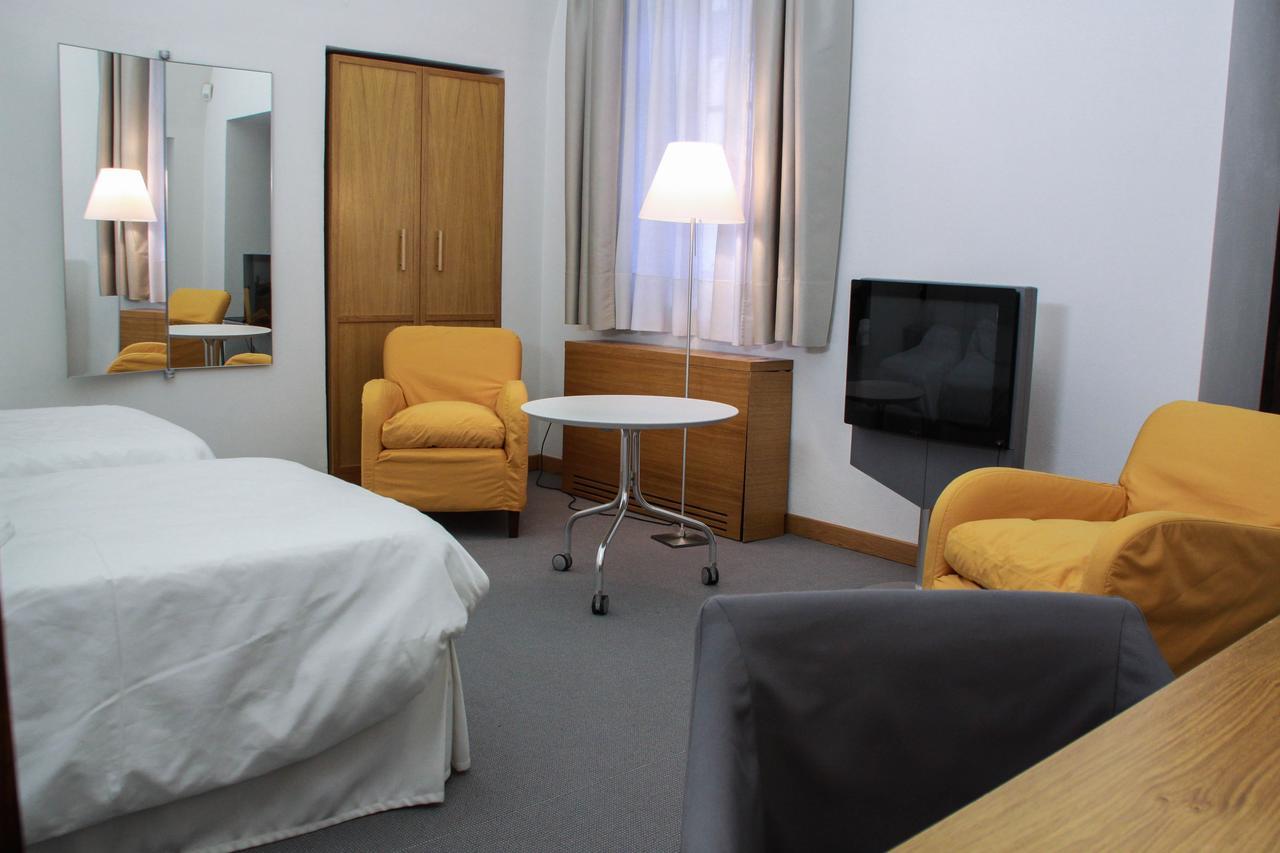 Hotel Cavour Et Des Officiers Bard Buitenkant foto