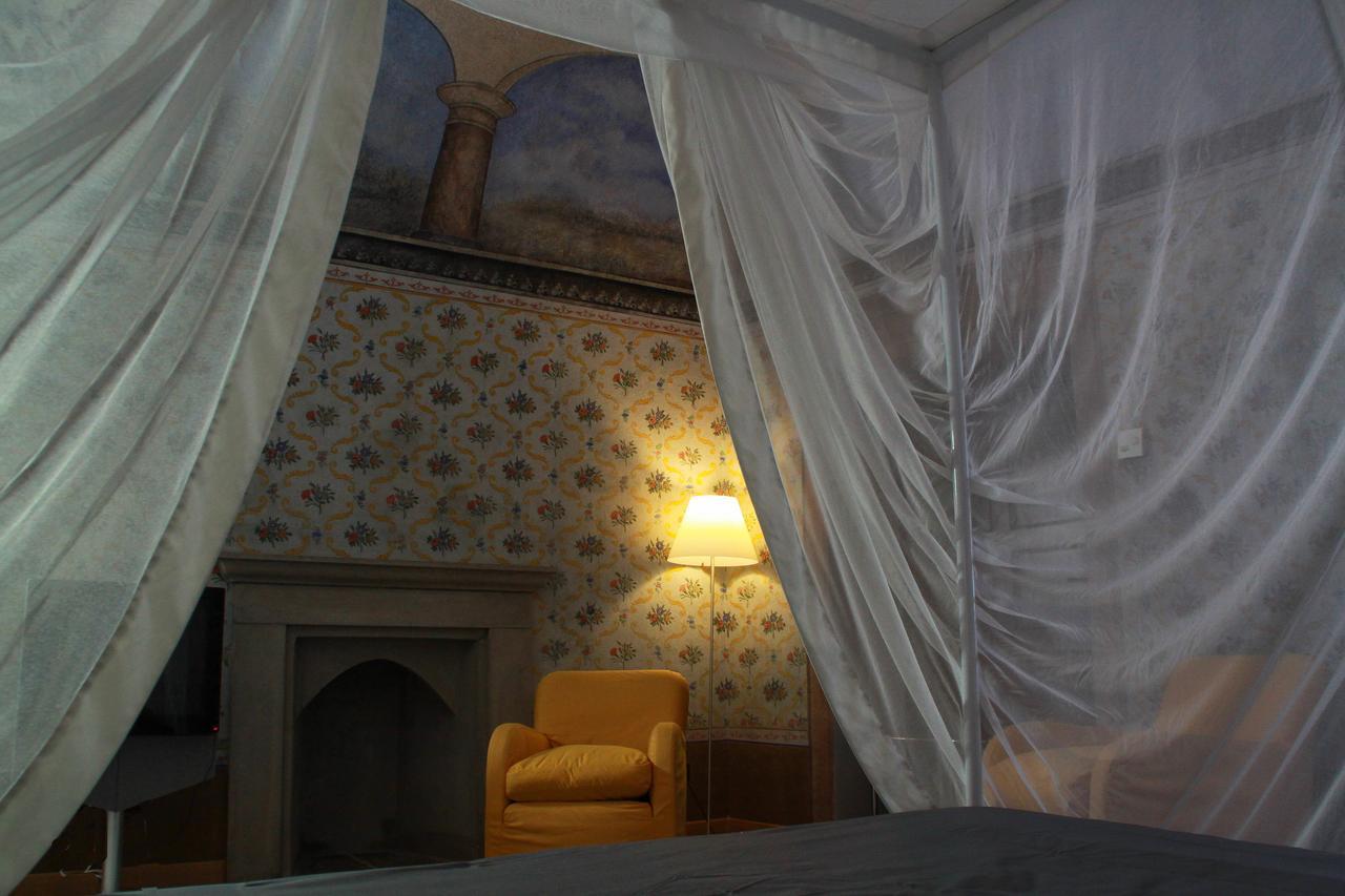 Hotel Cavour Et Des Officiers Bard Buitenkant foto