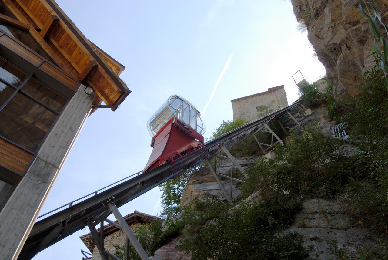 Hotel Cavour Et Des Officiers Bard Buitenkant foto